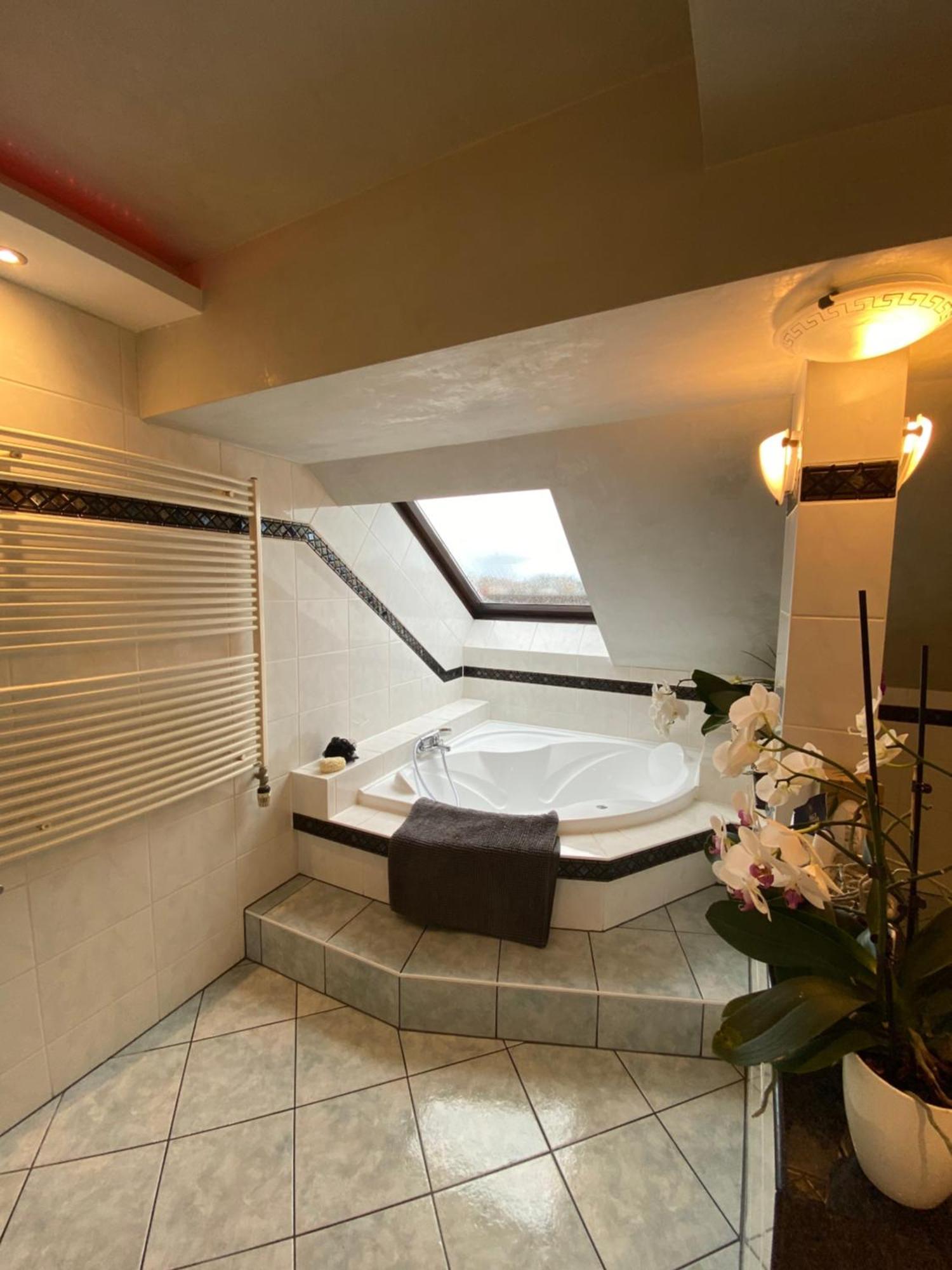 Privatunterkunft Privatzimmer In Atelier